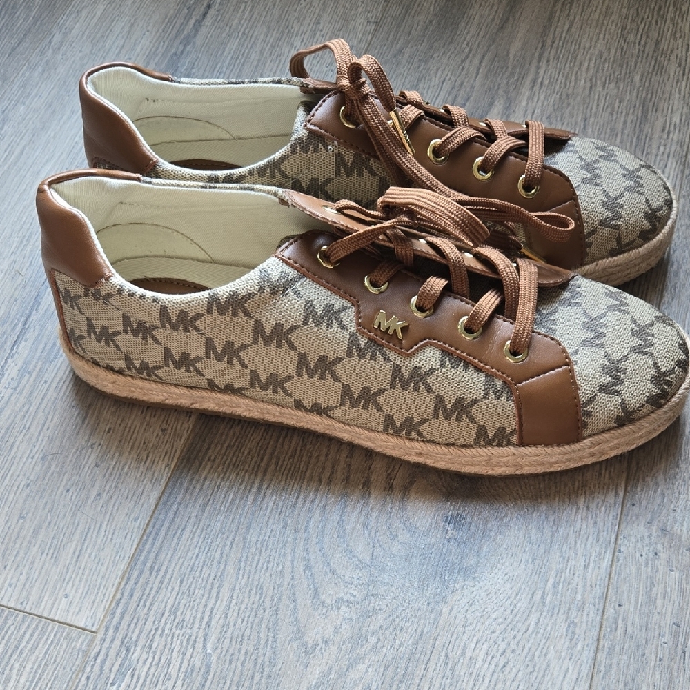 Michael Kors Brown and Tan Logo Sneakers Womens Sz 9.5 C